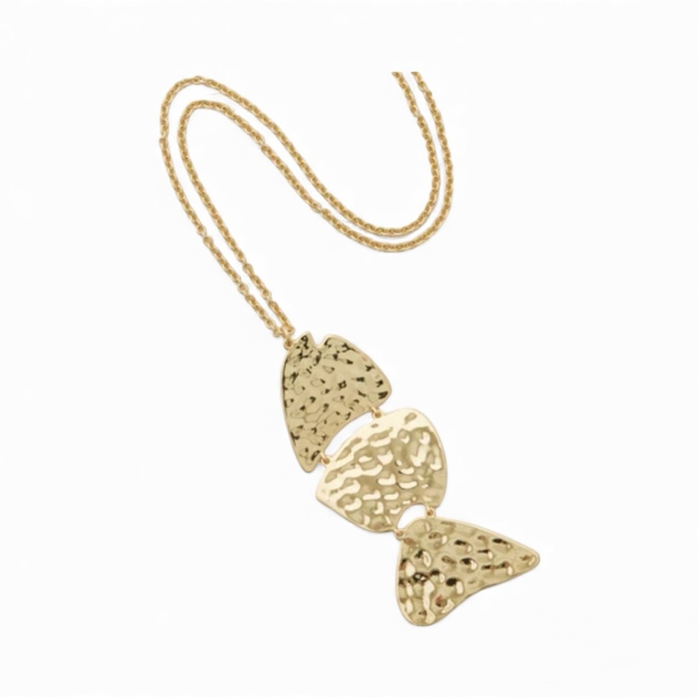 NWOT - Tuckernuck Gold Fish Necklace